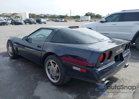 1989 Chevrolet Corvette z USA, uszkodzony, nr VIN 1G1YY2185K5103344